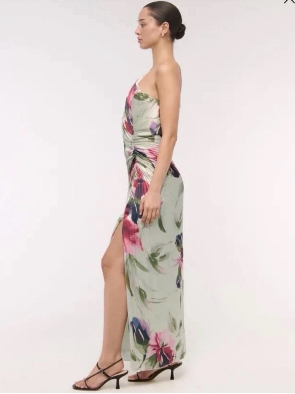 Abercrombie & Fitch One Shoulder Floral Green Pleated Gisele Cutout Maxi Dress - Picture 7 of 14